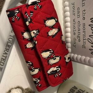 Vera Bradley wristlet. EUC